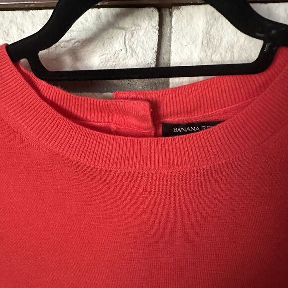 Banana Republic Womens 100% Merino Wool Lightweight Sweater Medium Coral Classic - Picture 3 of 5